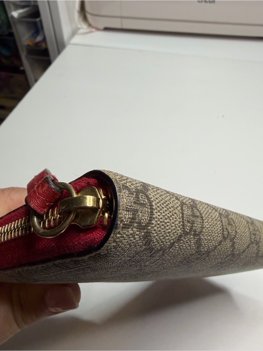 Gucci Beige GG Supreme Wallet with Pink Cat Patch - Picture 7 of 9